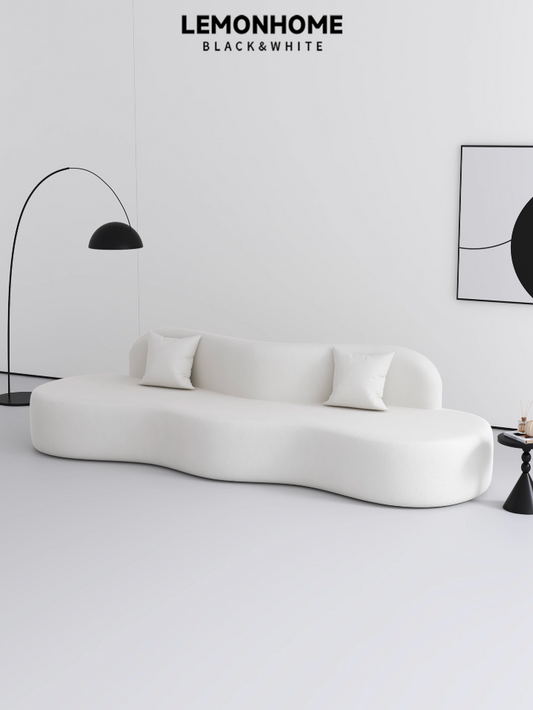 Canapé minimaliste aux formes arrondies