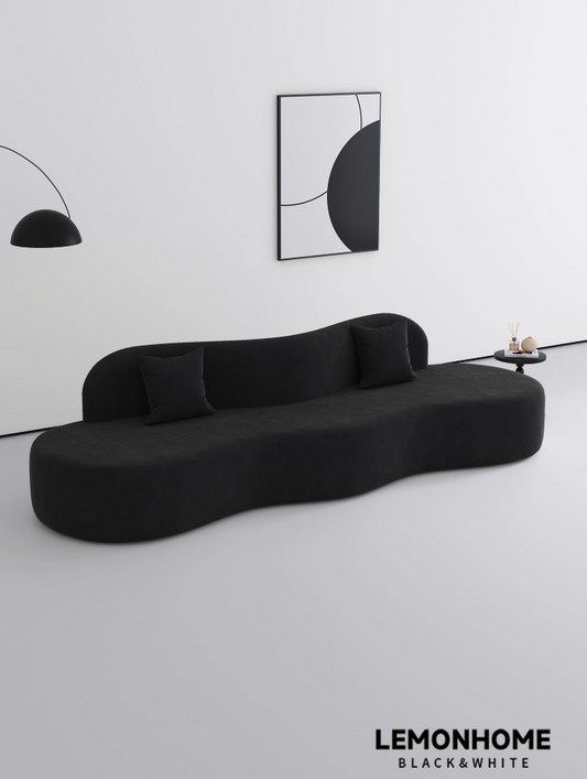 Canapé minimaliste aux formes arrondies