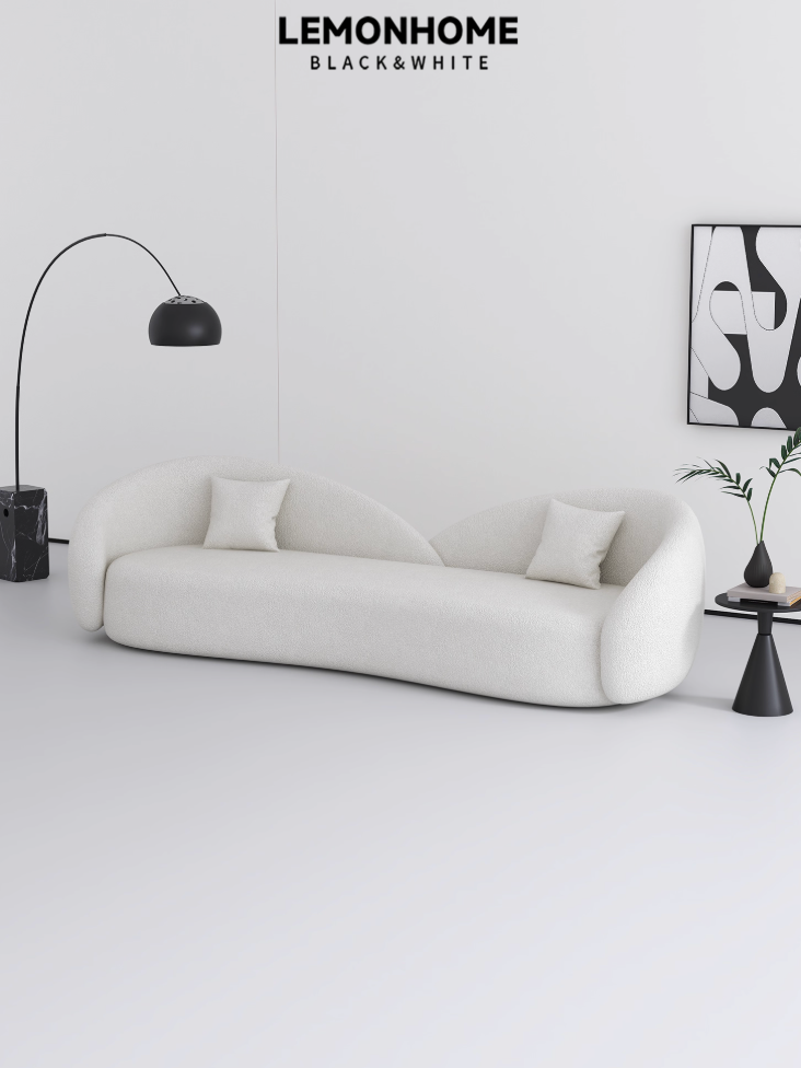 Canapé incurvé de style nordique