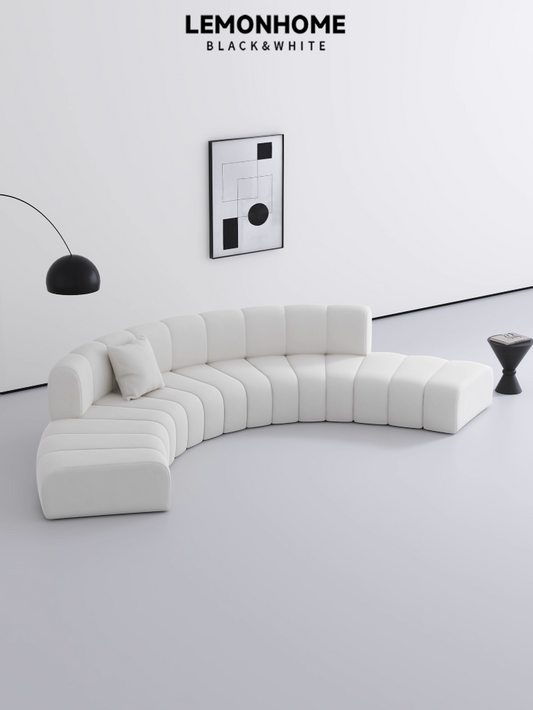Canapé incurvé moderne et minimaliste